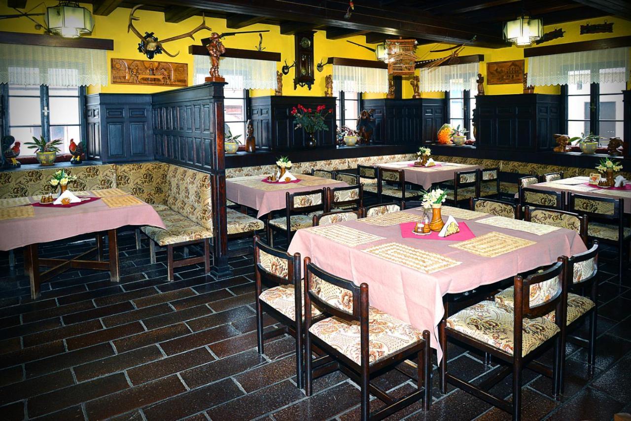 Králíky Hotel Zlata Labut מראה חיצוני תמונה