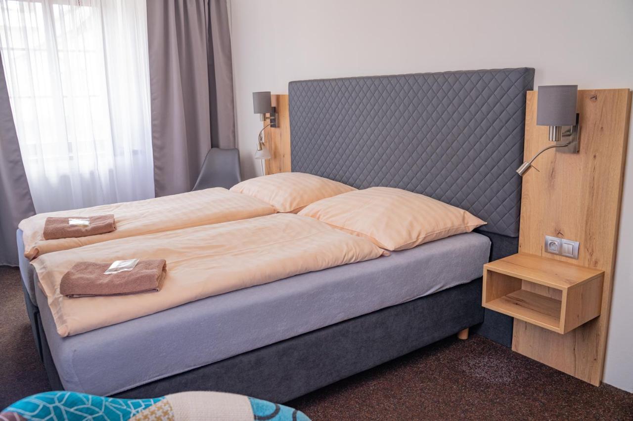 Králíky Hotel Zlata Labut מראה חיצוני תמונה