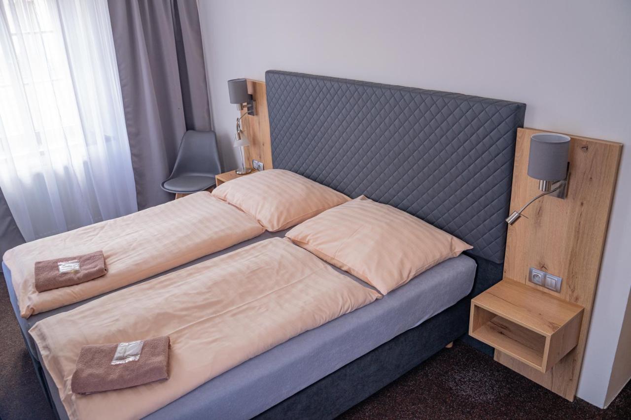 Králíky Hotel Zlata Labut מראה חיצוני תמונה