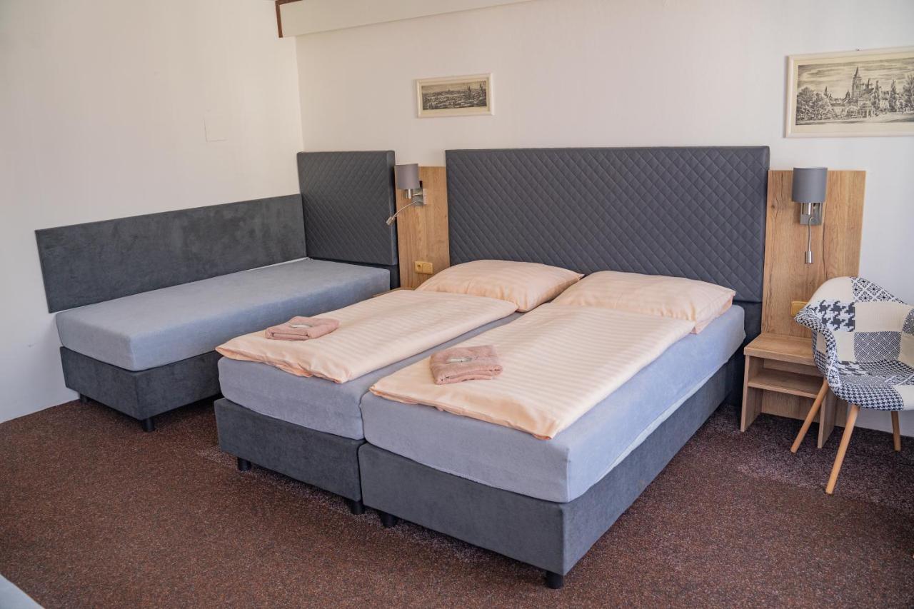 Králíky Hotel Zlata Labut מראה חיצוני תמונה